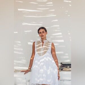 White and Tan Sleeveless Dress, size M